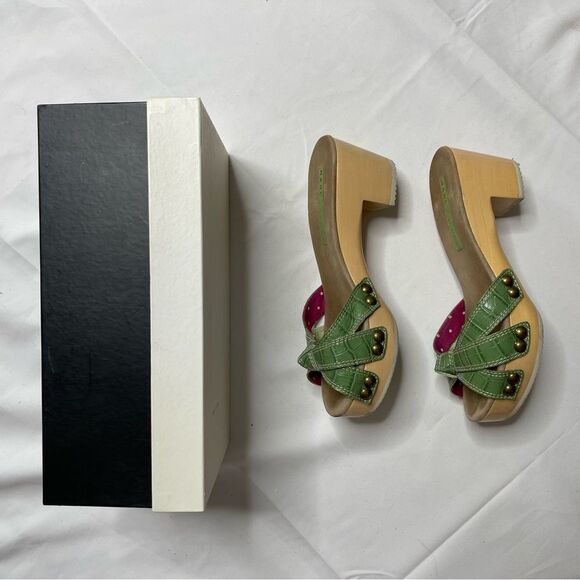 Marc Jacobs Women's Croco Embossed Leather Twist Detail Wooden Heel Sandals - Picture 8 of 12